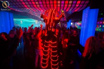 monster led party